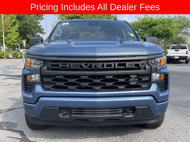 Used 2024 Chevrolet Silverado 1500 Custom w/ Turbomax Blackout Package AWD/4WD image 8