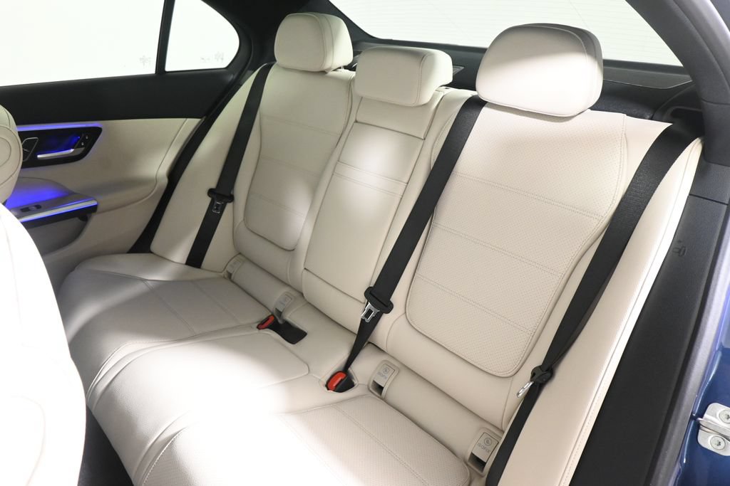 Certified 2026 Mercedes-Benz C 300 4MATIC Sedan image 4