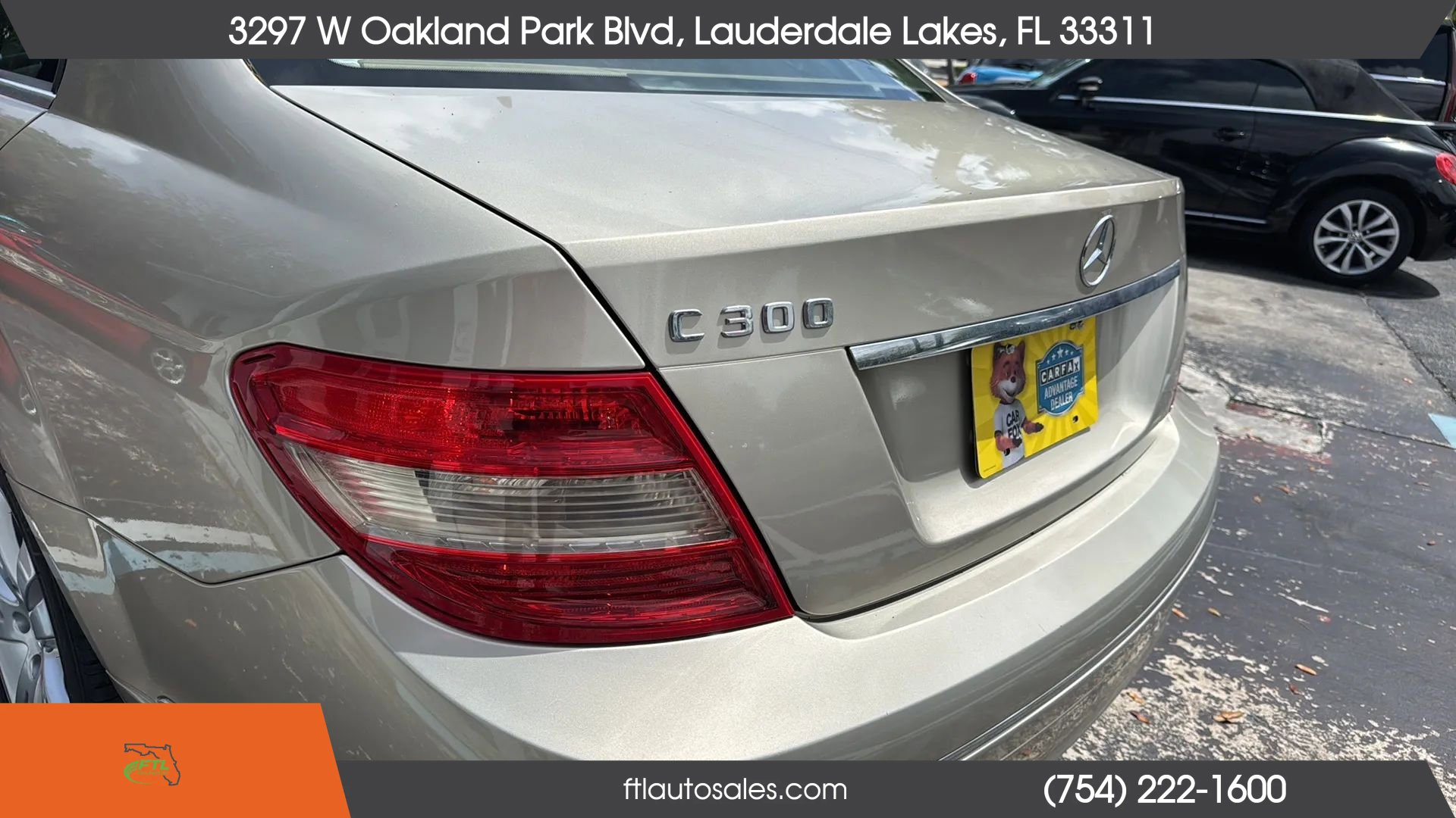 Used 2011 Mercedes-Benz C 300 Sedan image 13