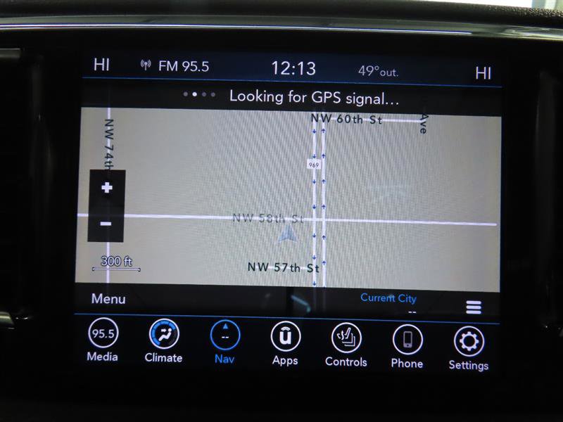 Used 2020 Chrysler Pacifica Limited FWD image 28