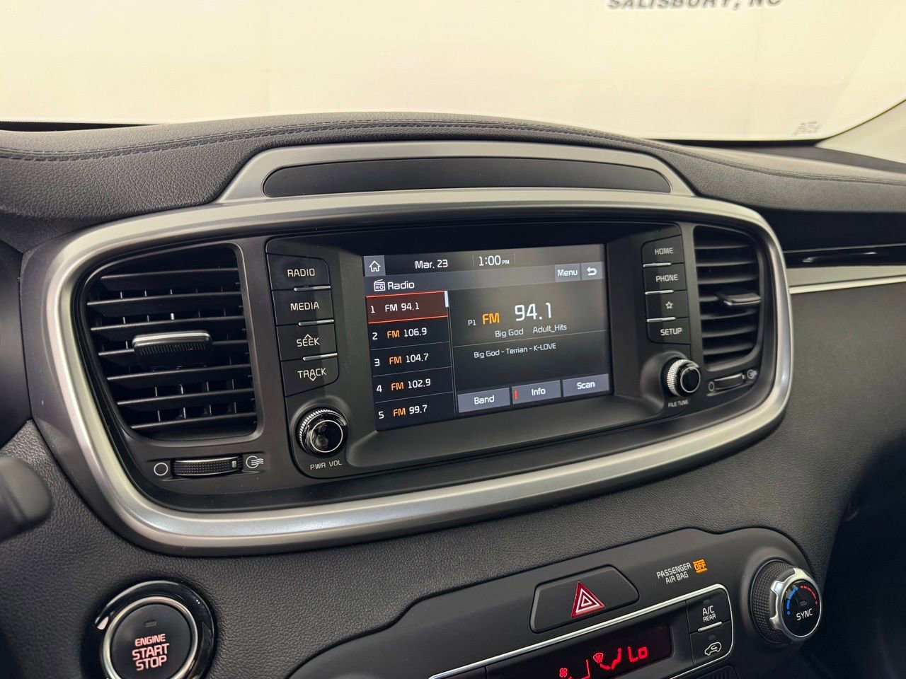 Used 2020 Kia Sorento EX image 14