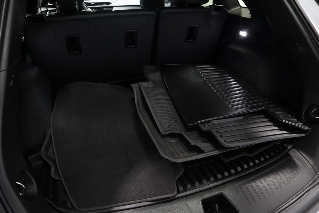 Used 2024 Cadillac XT5 Luxury w/ LPO, Floor Liner Package image 15