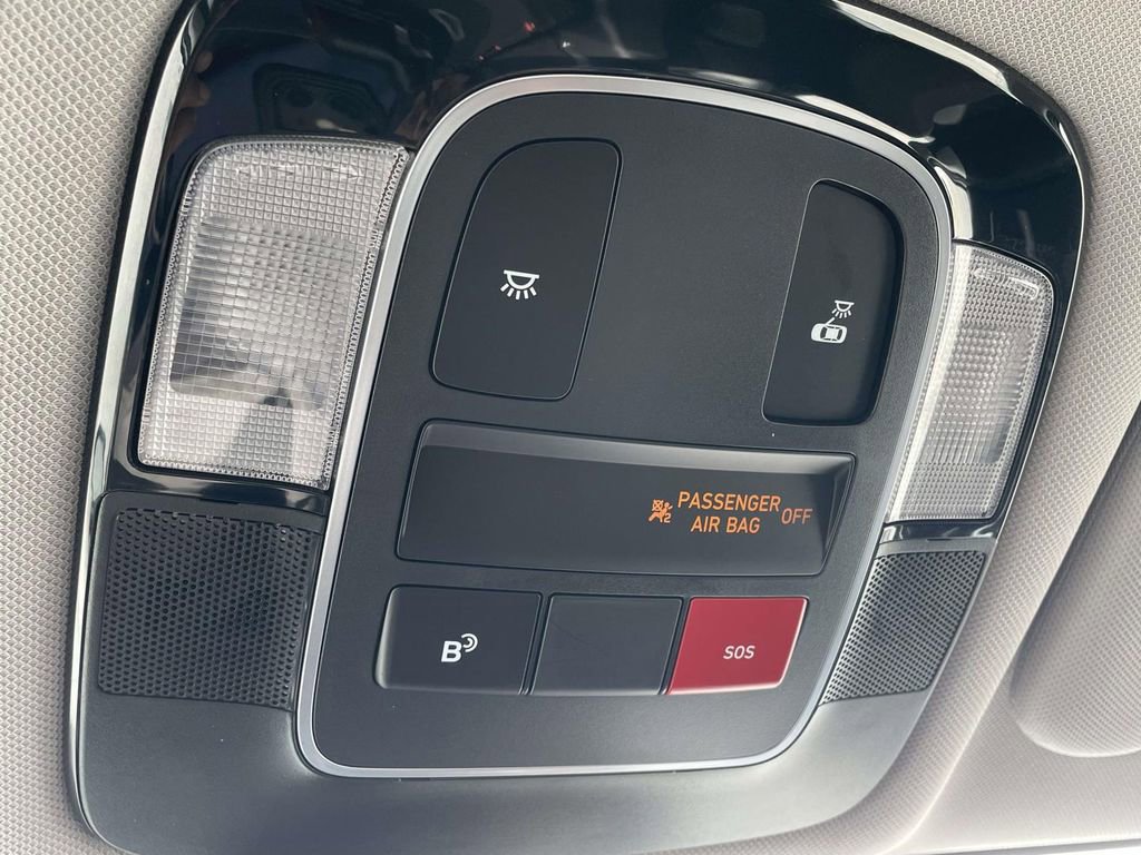 Certified 2025 Hyundai Sonata SE image 21