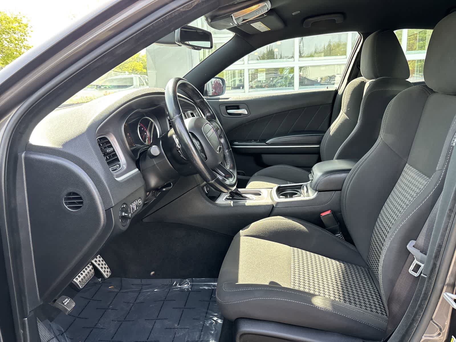 Certified 2022 Dodge Charger GT RWD image 7
