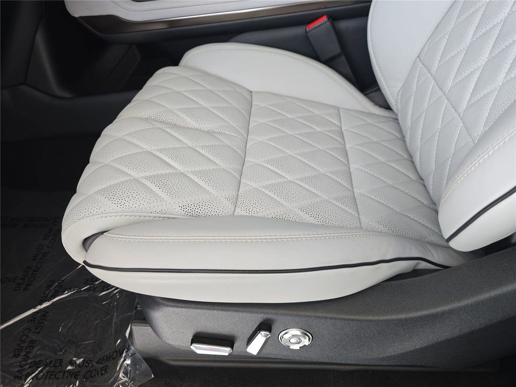 New 2025 Lincoln Navigator L Black Label w/ Black Label Special Edition image 16