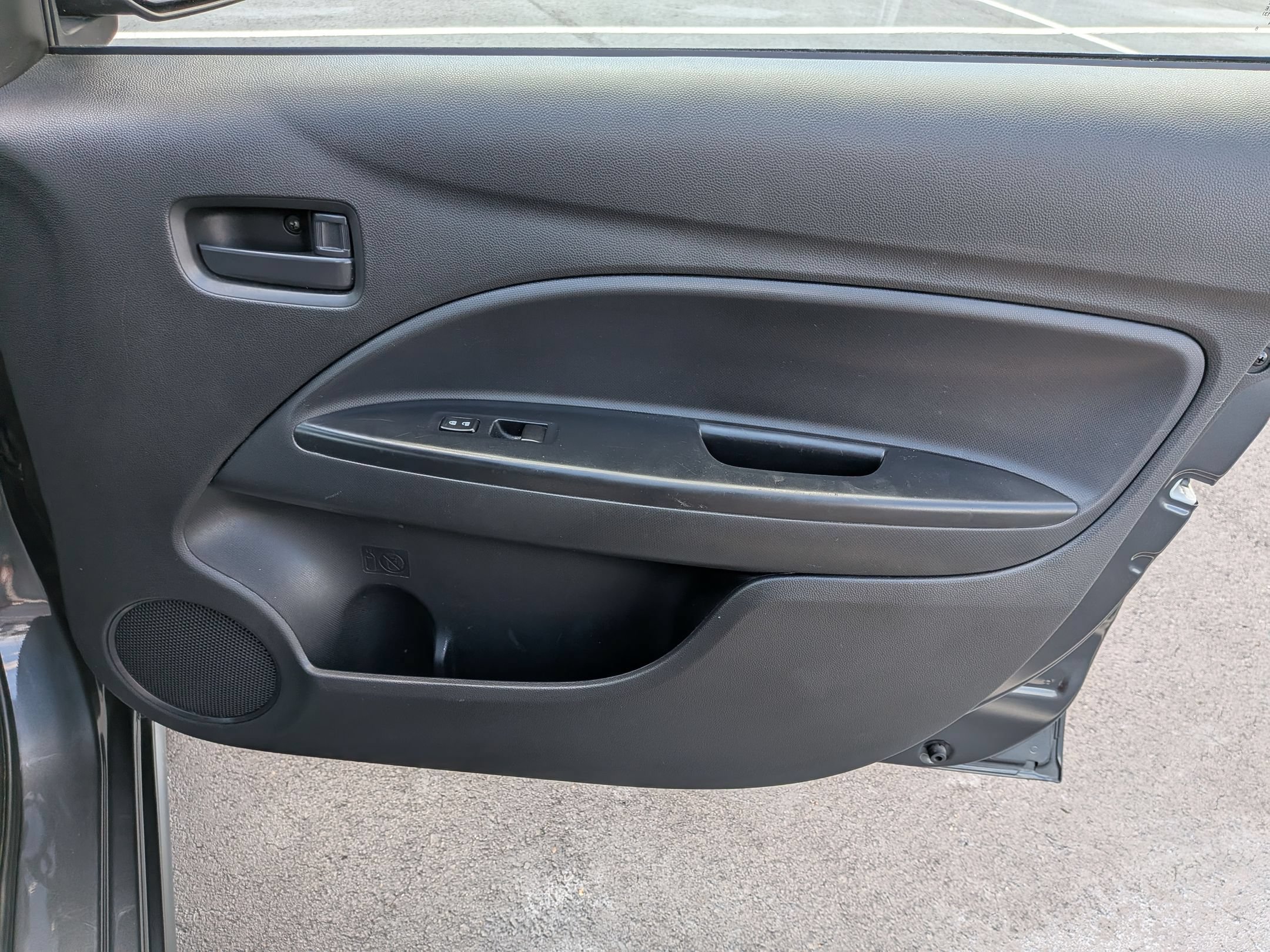 Used 2024 Mitsubishi Mirage G4 LE FWD image 32