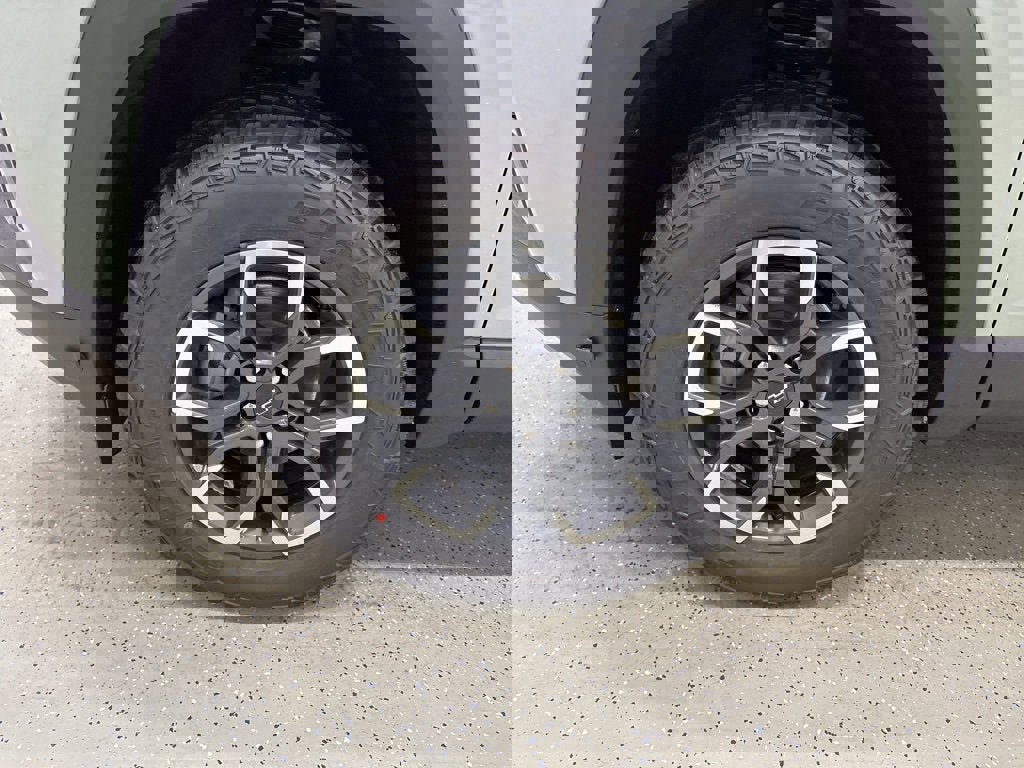 New 2026 Chevrolet Equinox ACTIV w/ Convenience Package III image 8