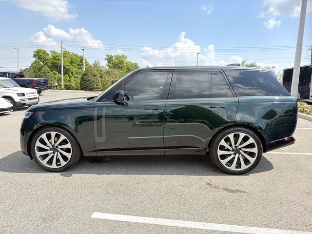 New 2026 Land Rover Range Rover SE video 2