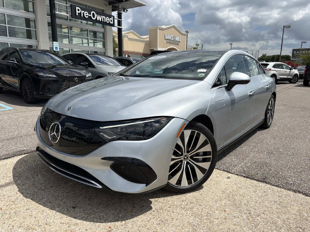 Used 2023 Mercedes-Benz EQE 350+ 4MATIC Sedan image 3