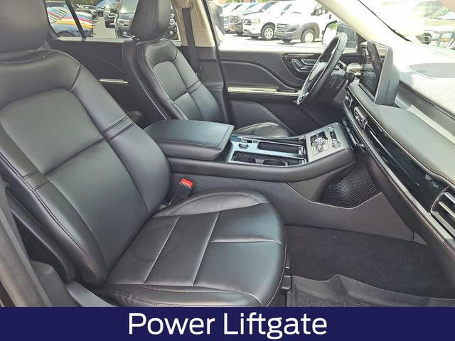 Used 2023 Lincoln Aviator AWD w/ Premium Package image 12