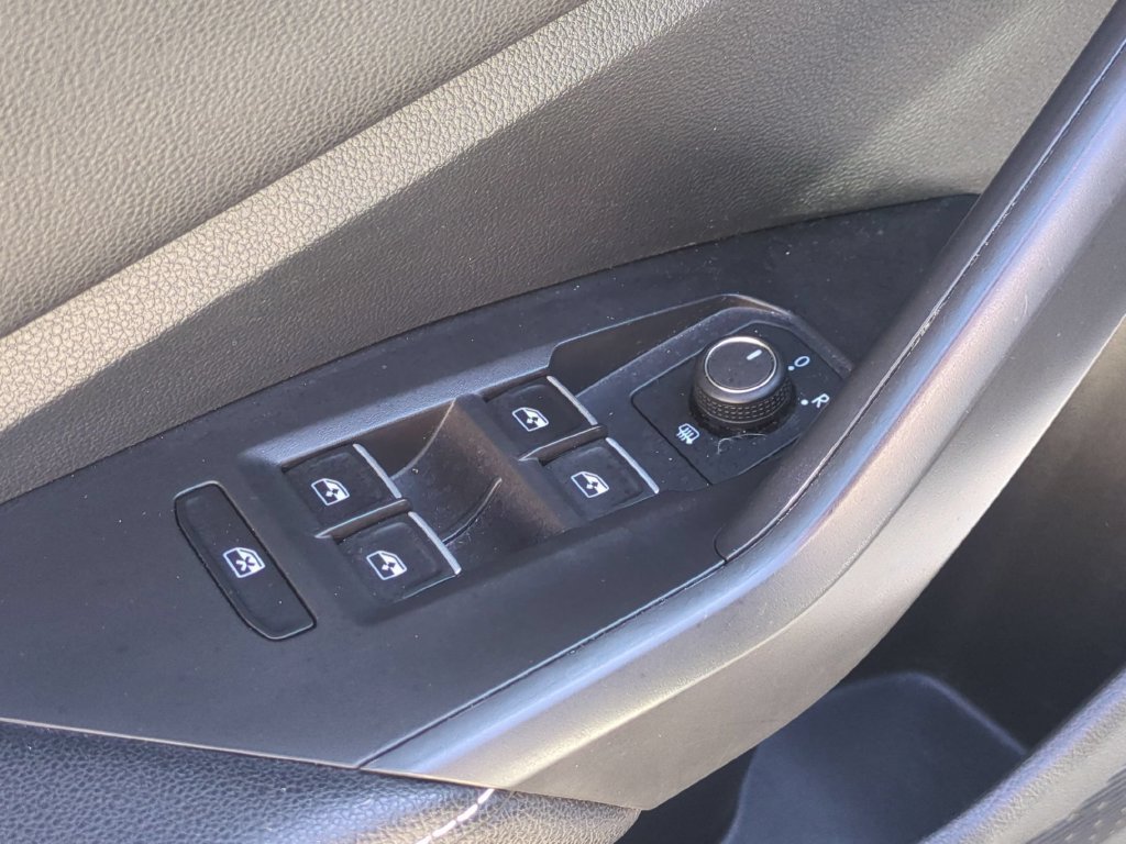 Used 2025 Volkswagen Jetta S FWD image 13