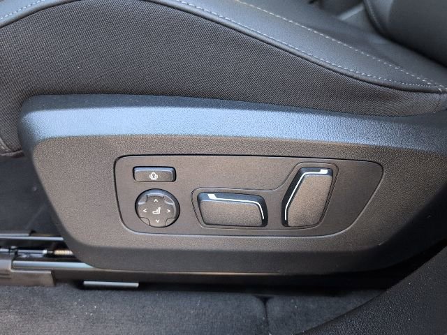 New 2026 BMW X3 xDrive30 w/ Premium Package image 12