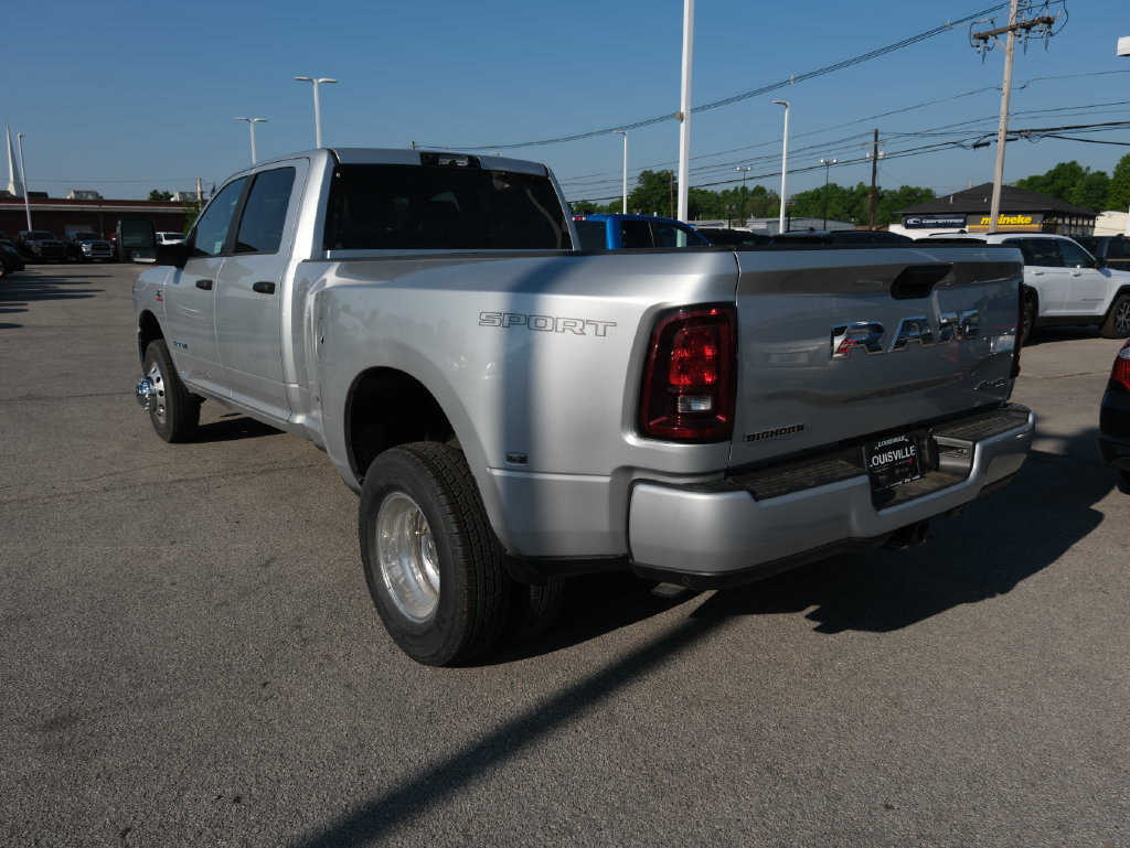 New 2026 RAM 3500 Big Horn AWD/4WD image 10