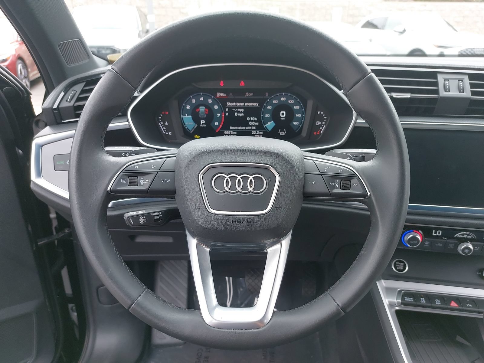 Certified 2025 Audi Q3 2.0T Premium w/ Convenience Package AWD/4WD image 19