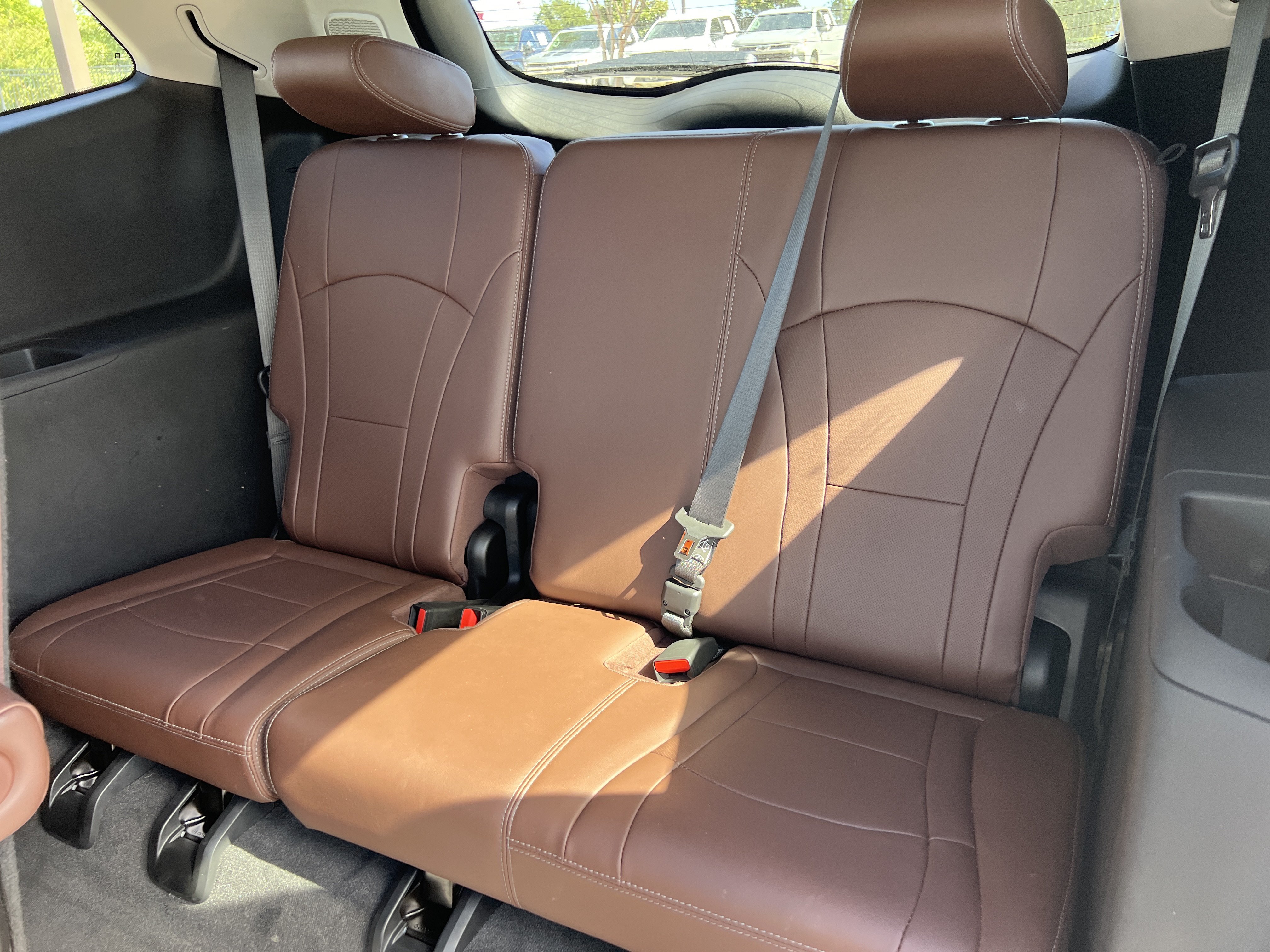 Used 2020 Buick Enclave Avenir FWD image 30