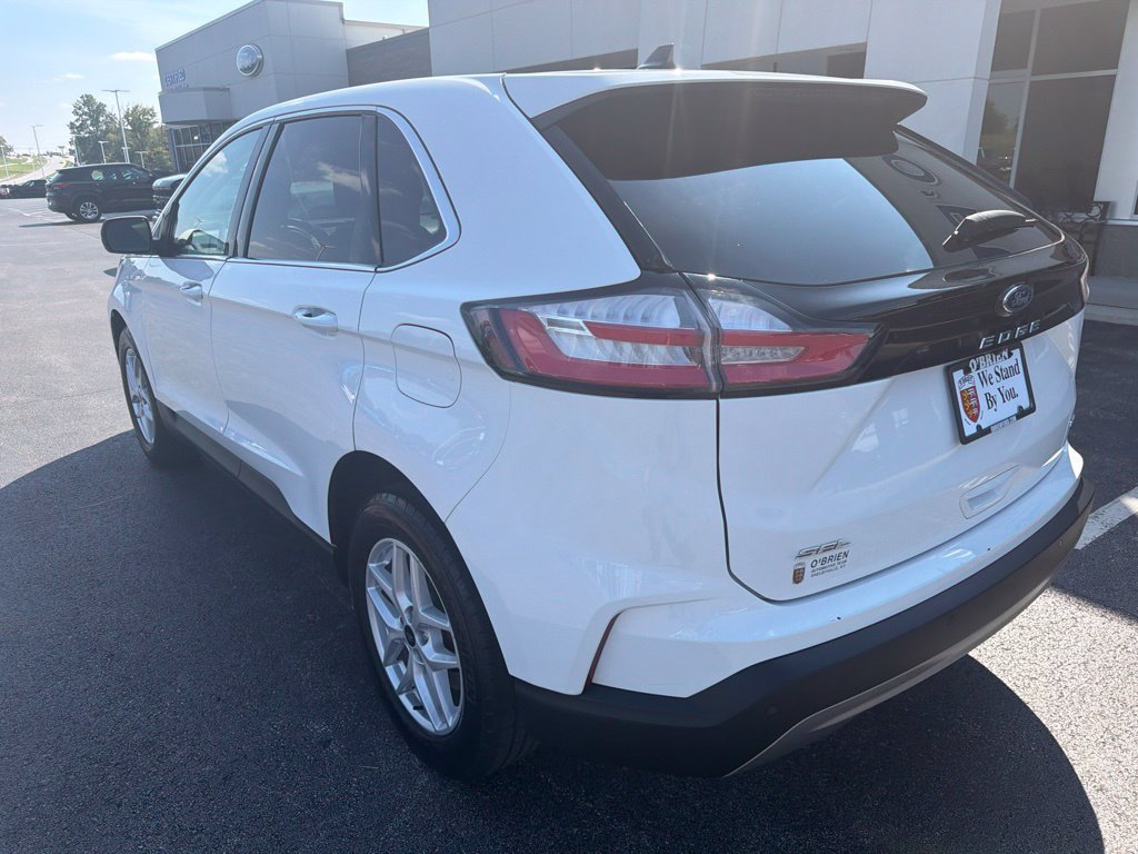 Used 2023 Ford Edge SEL w/ Convenience Package AWD/4WD image 3