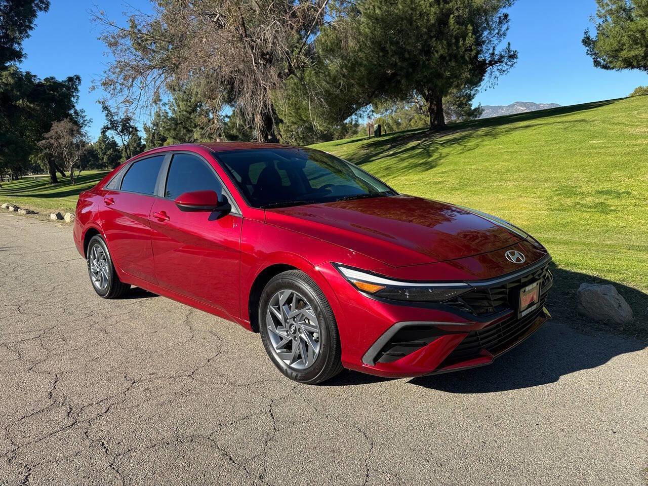 Used 2024 Hyundai Elantra SEL image 5