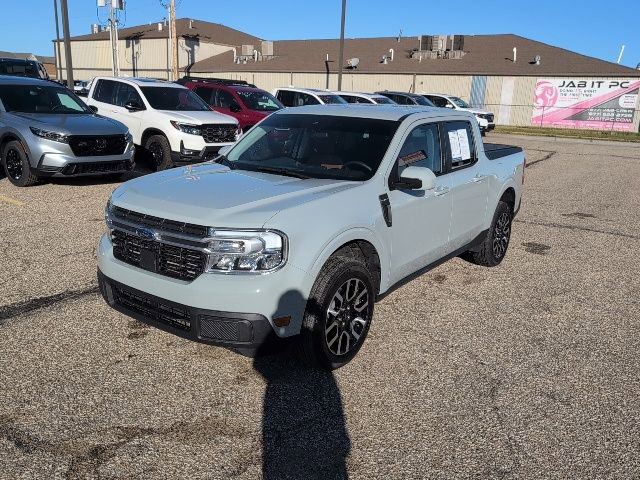 Used 2023 Ford Maverick Lariat w/ Lariat Luxury Package image 16