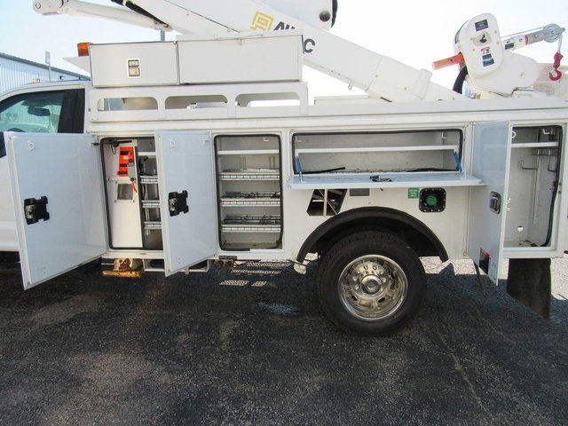 Used 2019 Ford F550 4x4 Regular Cab Super Duty image 32