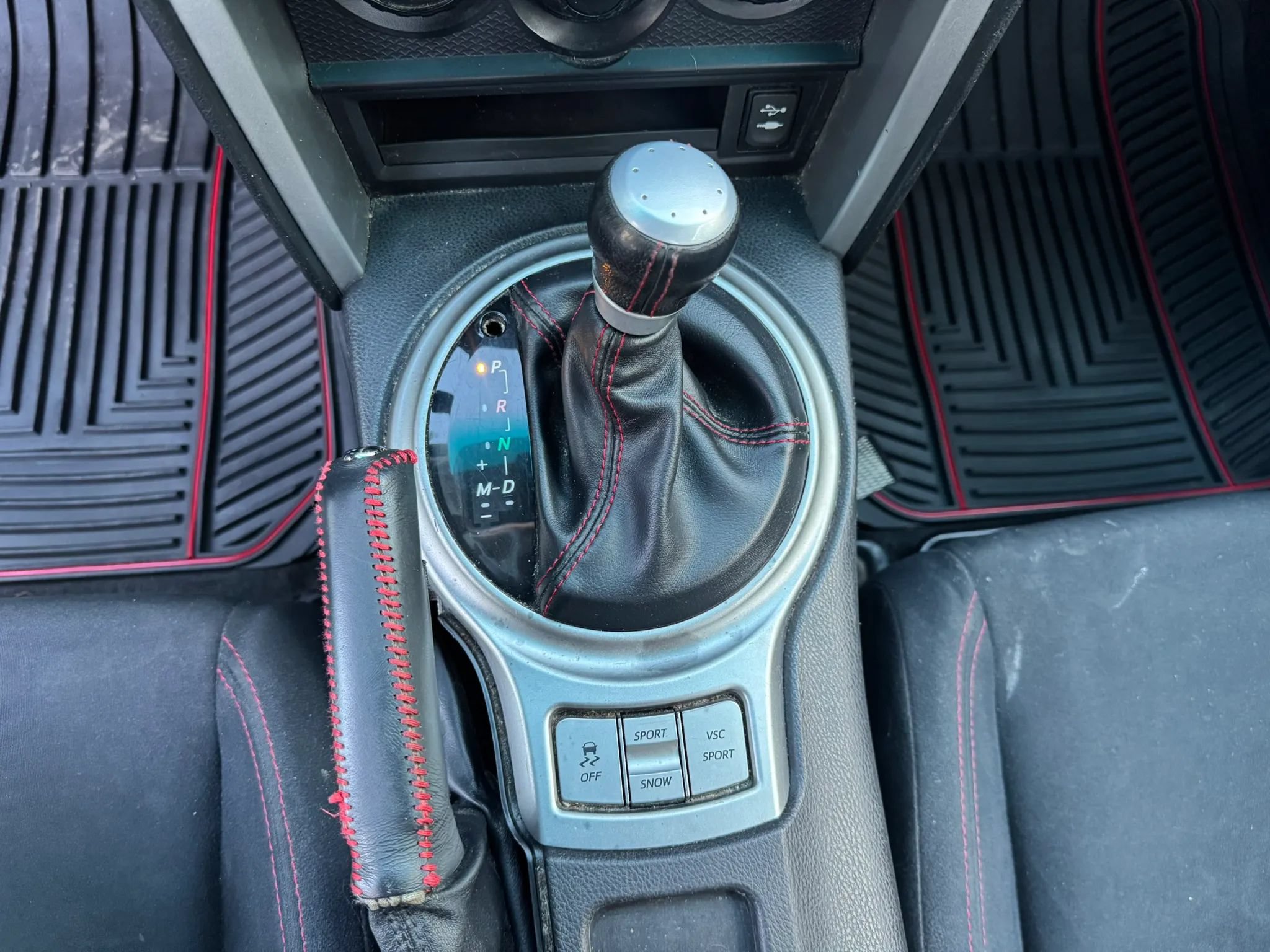Used 2013 Scion FR-S RWD image 17
