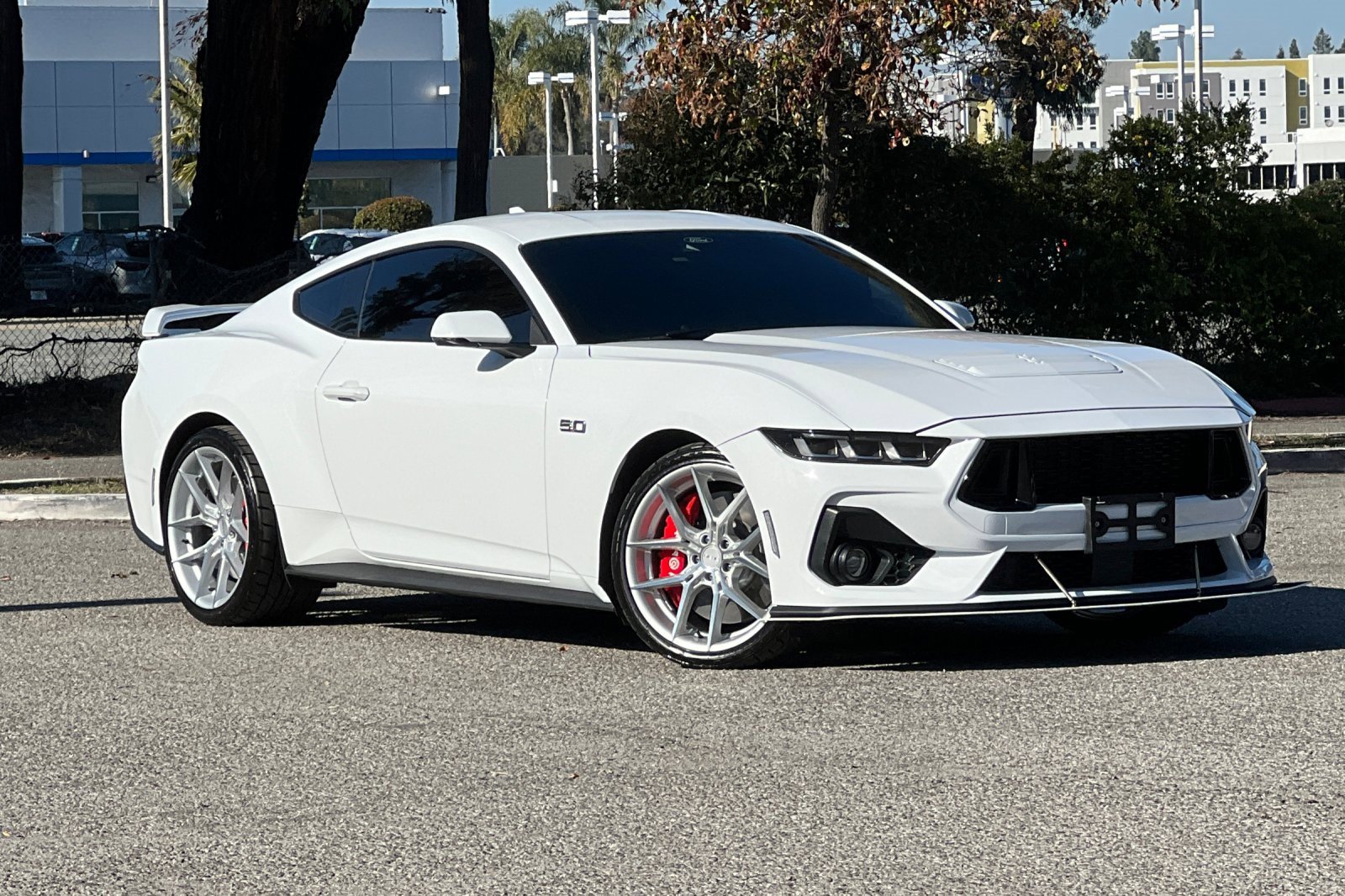 Used 2024 Ford Mustang GT Premium image 2