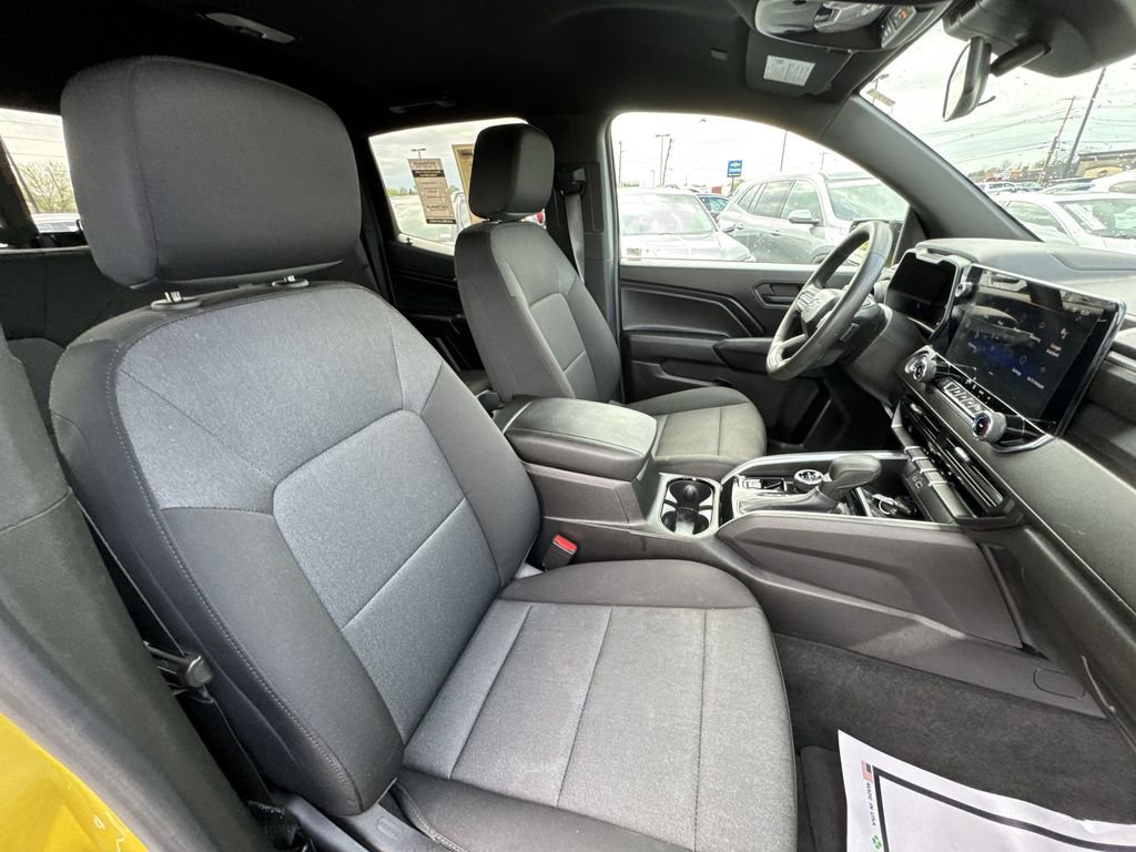 Used 2023 Chevrolet Colorado Trail Boss w/ Technology Package image 24