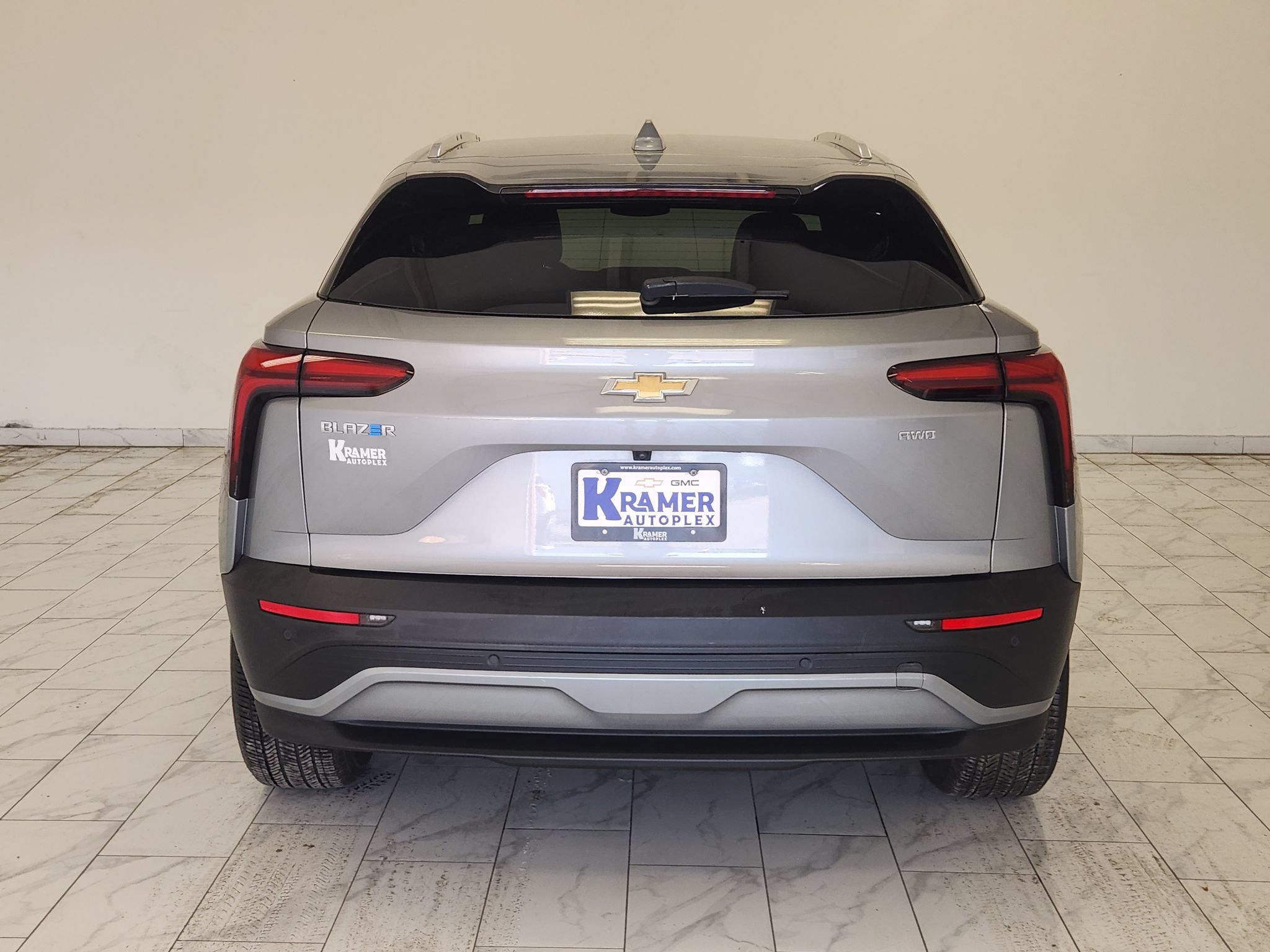 Used 2024 Chevrolet Blazer EV LT AWD/4WD image 6
