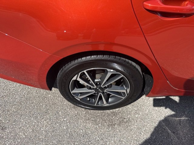 Used 2023 Kia Forte LXS image 12