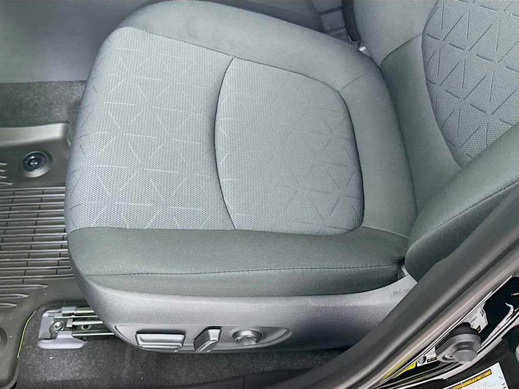 New 2025 Toyota RAV4 XLE image 13