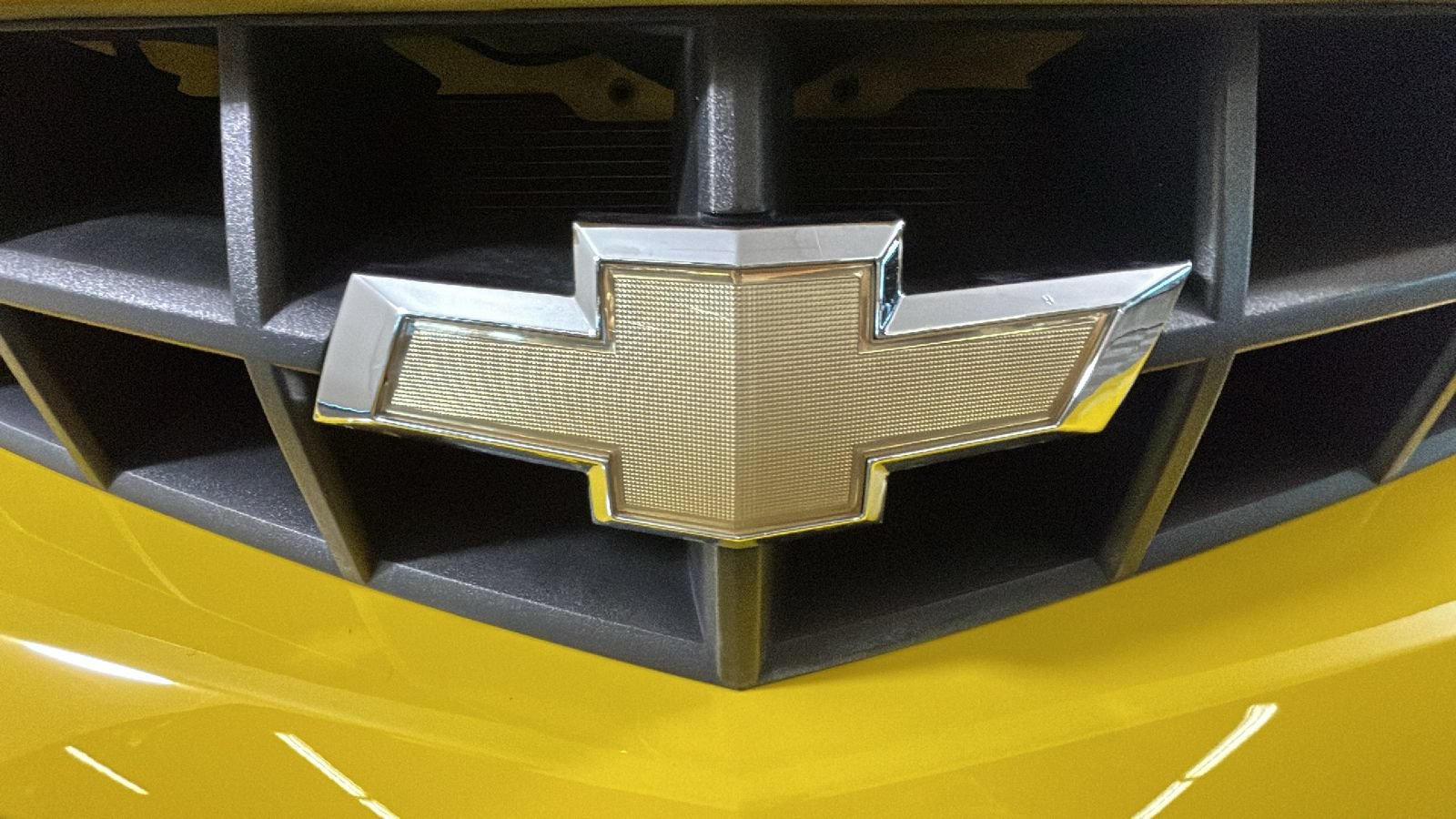 Used 2010 Chevrolet Camaro SS RWD image 8