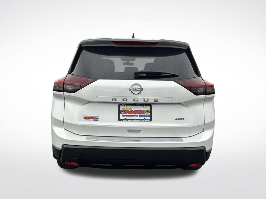 New 2026 Nissan Rogue SV AWD/4WD image 4