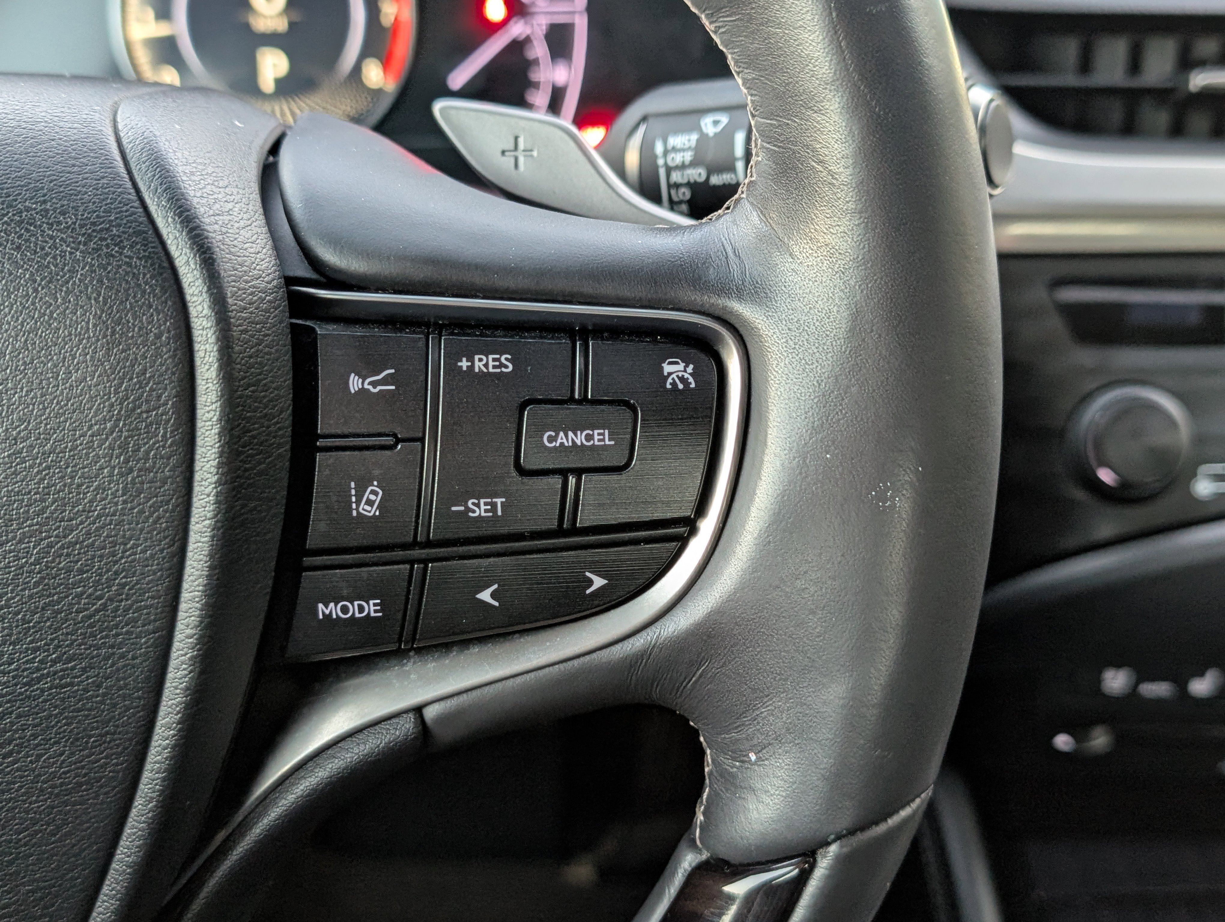 Certified 2019 Lexus ES 350 w/ Accessory Package image 24