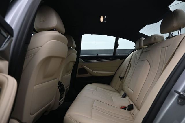 Used 2020 BMW 540i xDrive w/ Executive Package AWD/4WD image 11