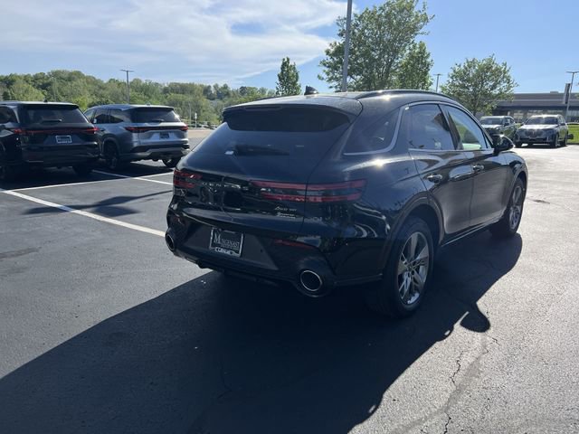 Used 2025 Genesis GV70 3.5T Sport AWD/4WD image 3