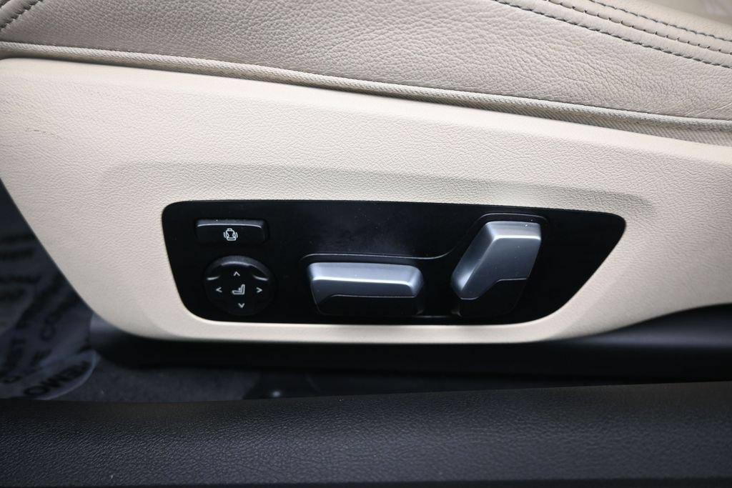 Used 2021 BMW 430i Coupe w/ Executive Package RWD image 10