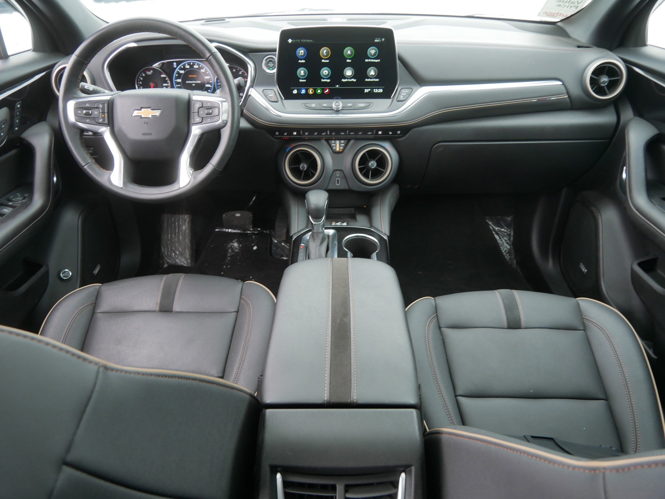 Used 2024 Chevrolet Blazer Premier w/ Driver Confidence II Package image 10