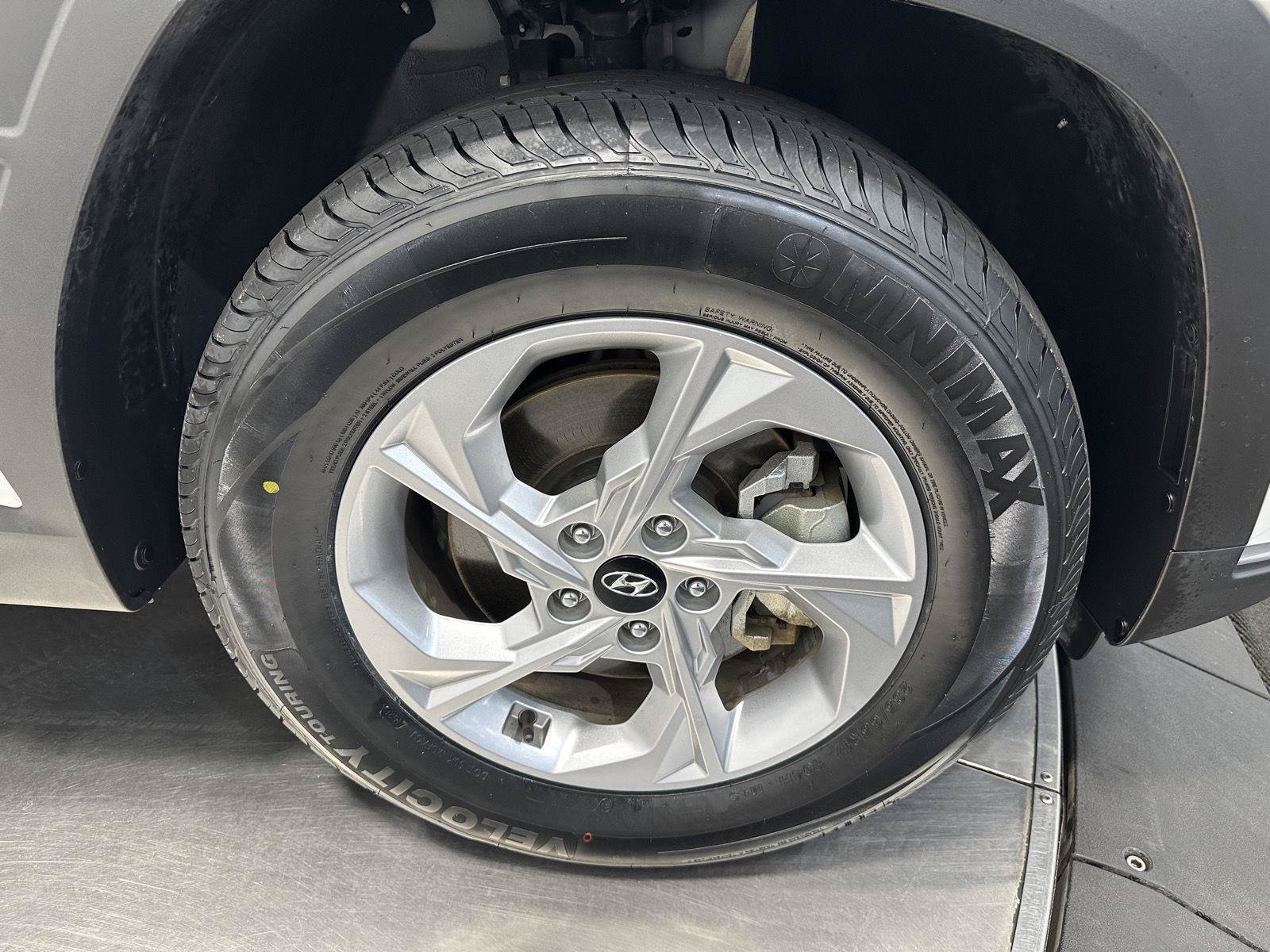 Certified 2024 Hyundai Tucson SEL AWD/4WD image 12