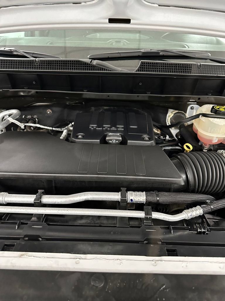 Used 2020 Chevrolet Silverado 1500 Custom w/ Custom Value Package image 7