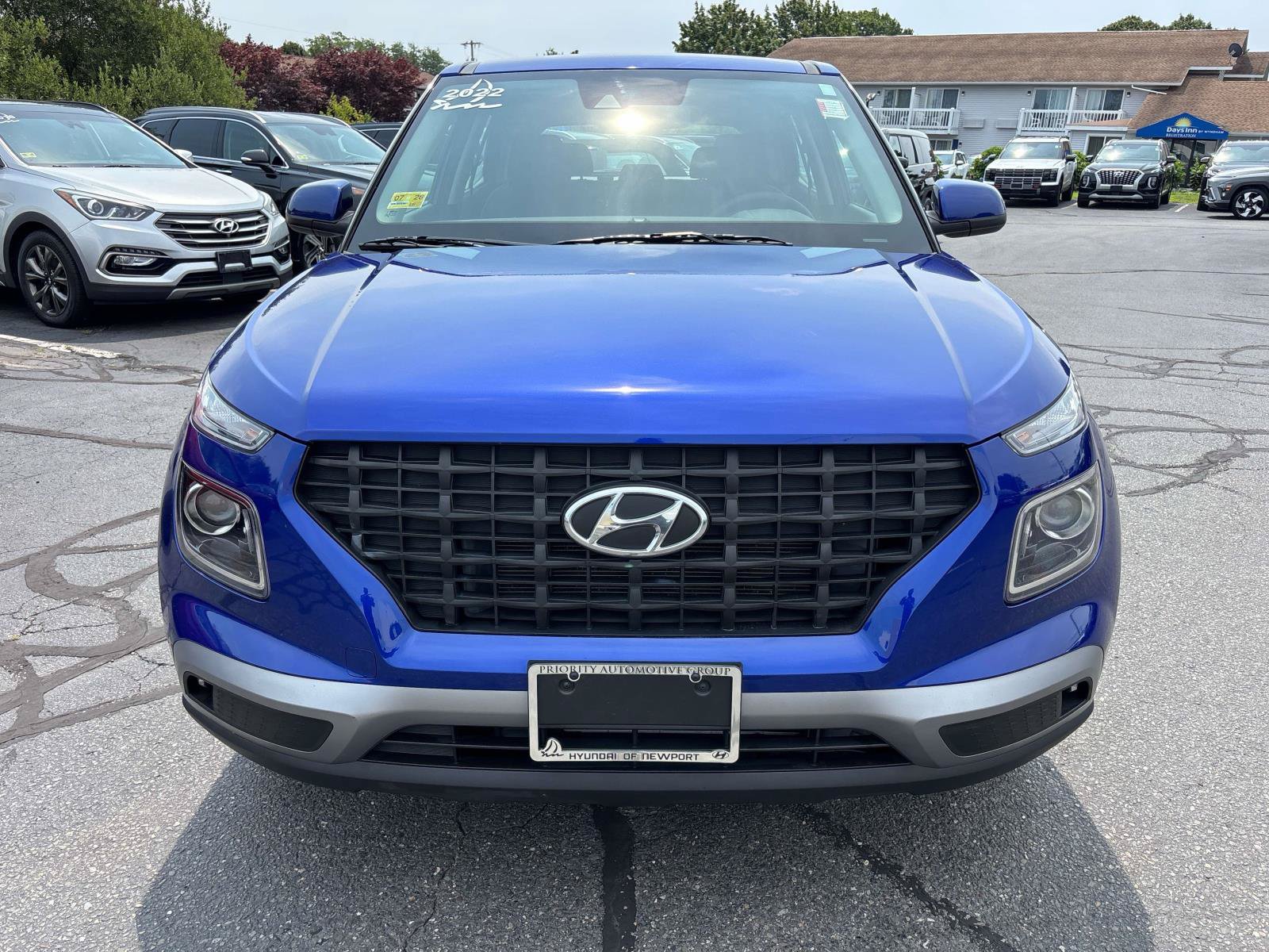 Certified 2022 Hyundai Venue SE w/ Cargo Package FWD image 8