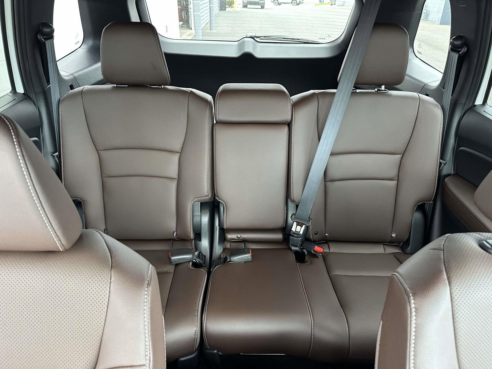 Used 2025 Honda Passport EX-L image 13