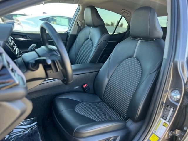 Used 2023 Toyota Camry SE image 13