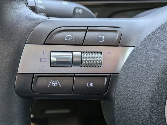Certified 2025 Hyundai Kona SEL FWD image 24