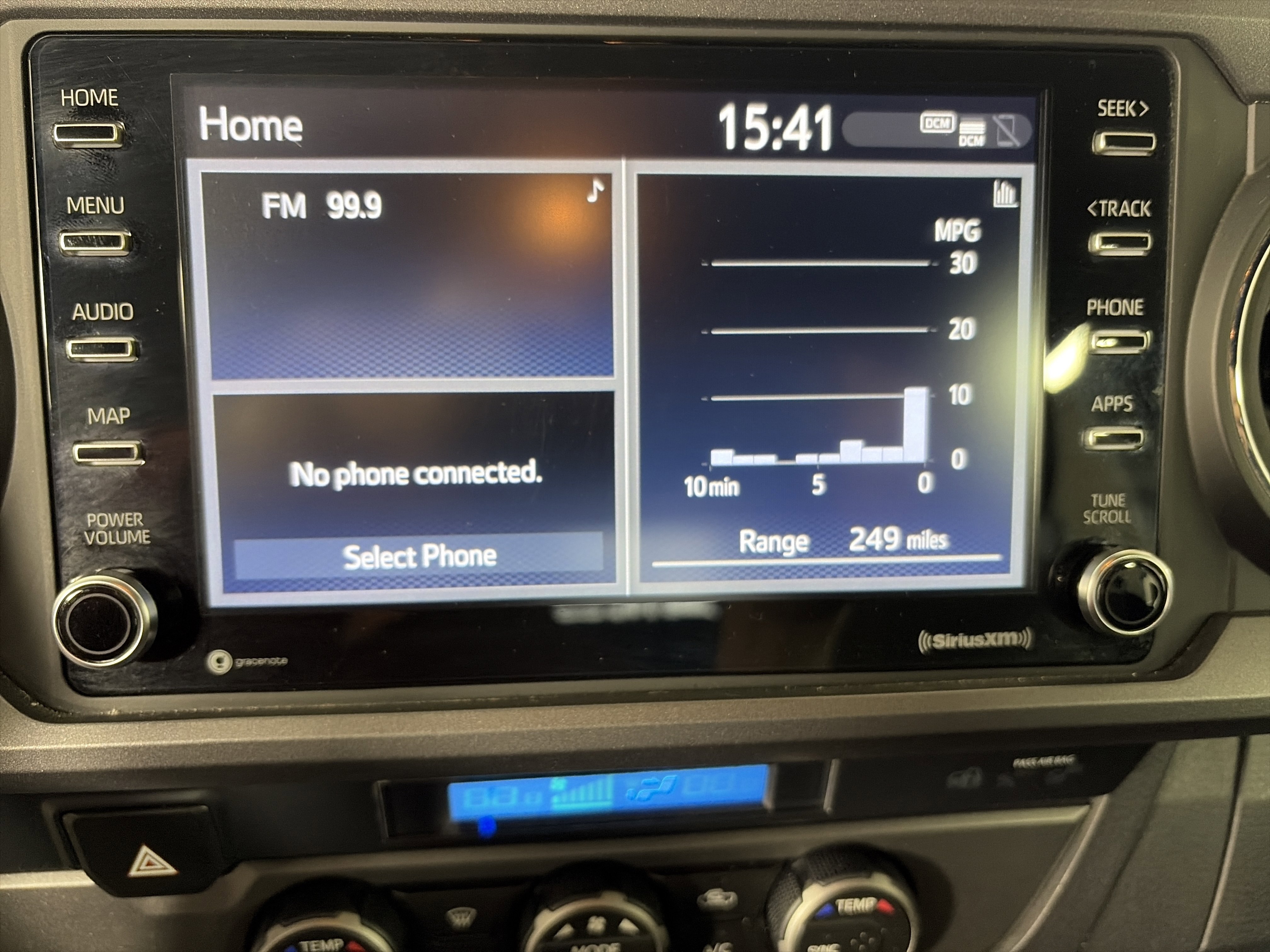 Used 2023 Toyota Tacoma TRD Sport w/ Technology Package image 19