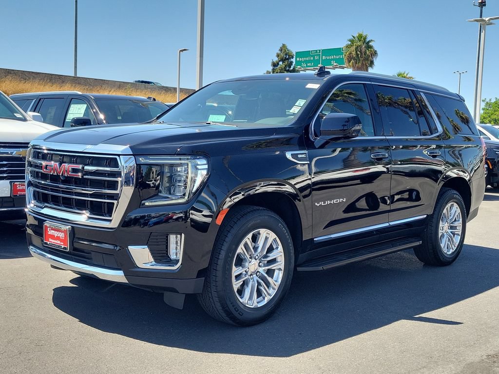 Used 2023 GMC Yukon SLT w/ SLT Luxury Package RWD image 31