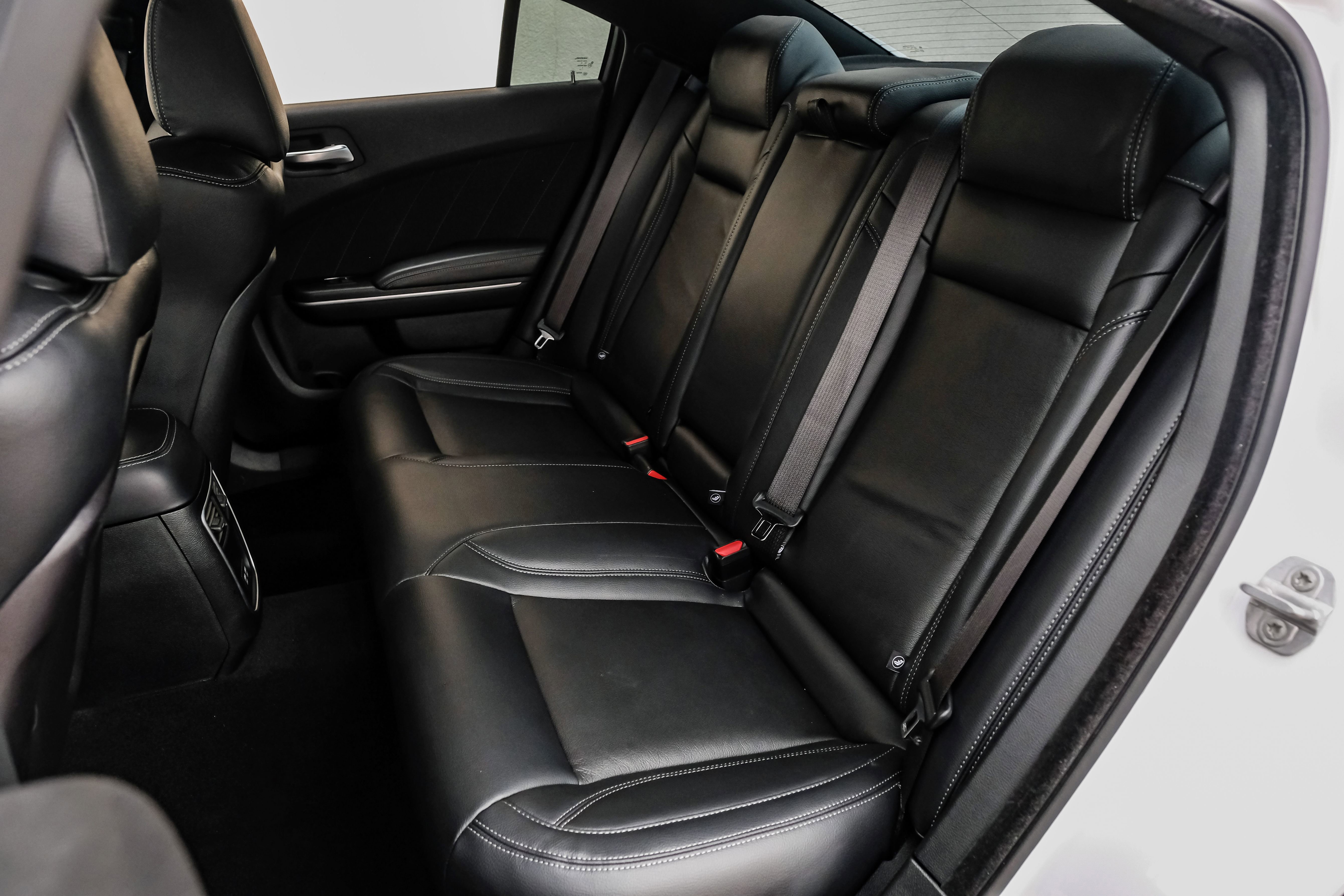 Used 2019 Dodge Charger Scat Pack w/ Navigation & Travel Group RWD image 44