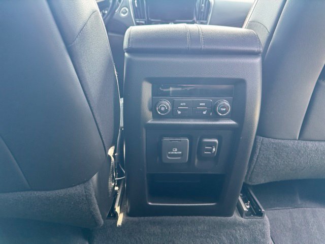Used 2022 Chevrolet Traverse High Country AWD/4WD image 20