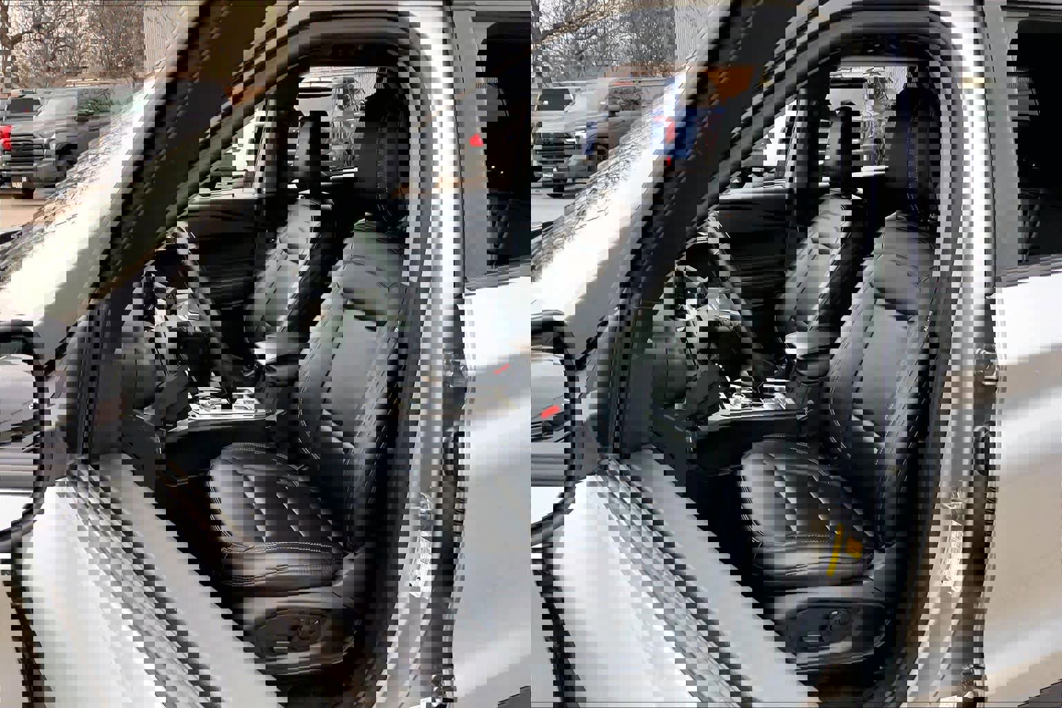 Used 2024 Ford Explorer XLT w/ Equipment Group 202A image 8