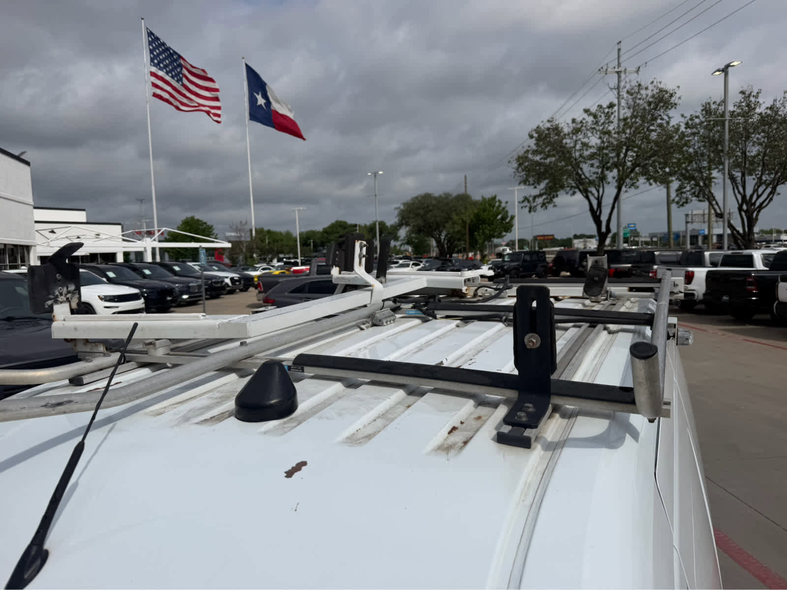 Used 2013 Ford Transit Connect XLT image 8