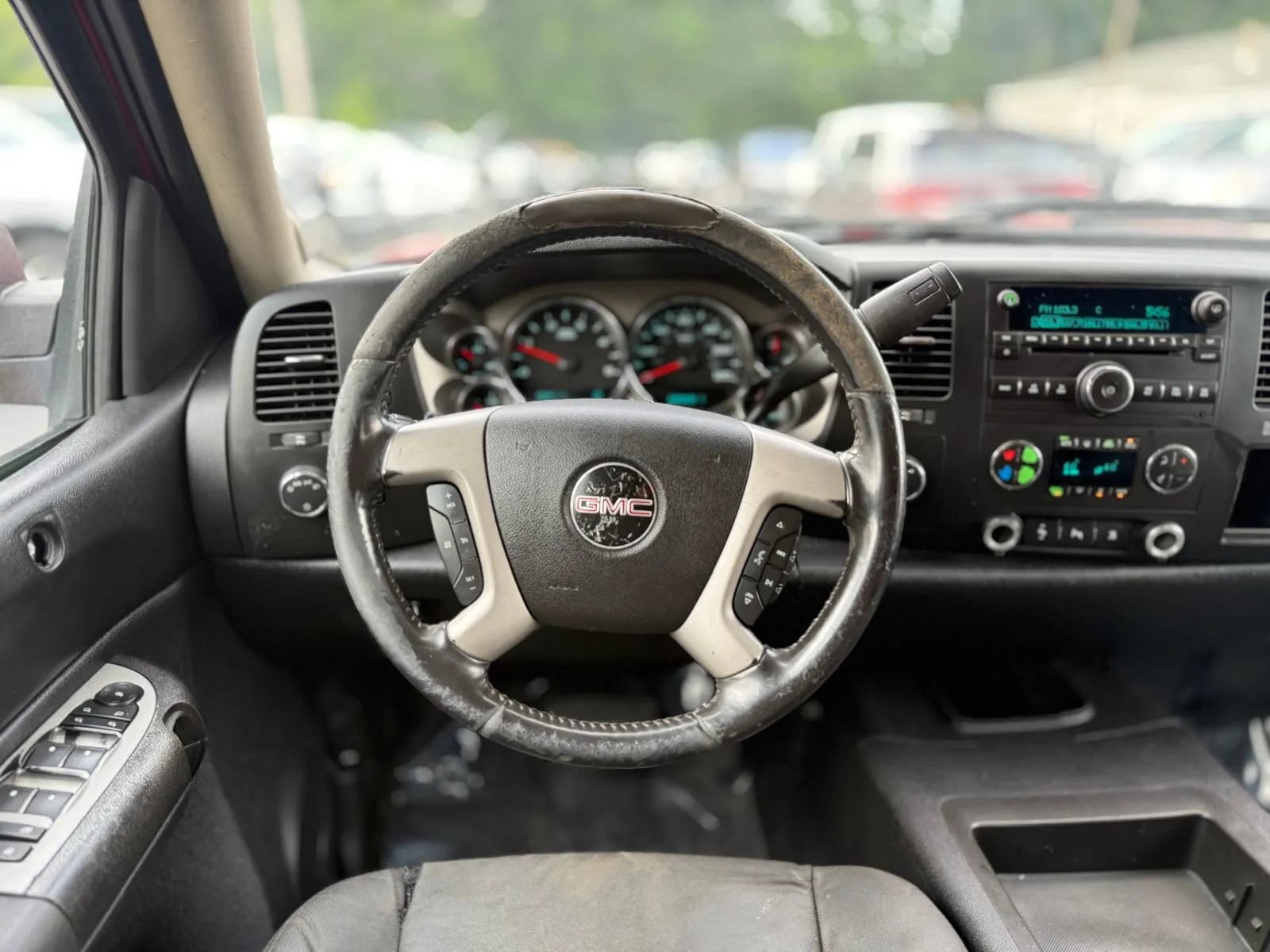 Used 2009 GMC Sierra 2500 SLE w/ Convenience Package AWD/4WD image 13