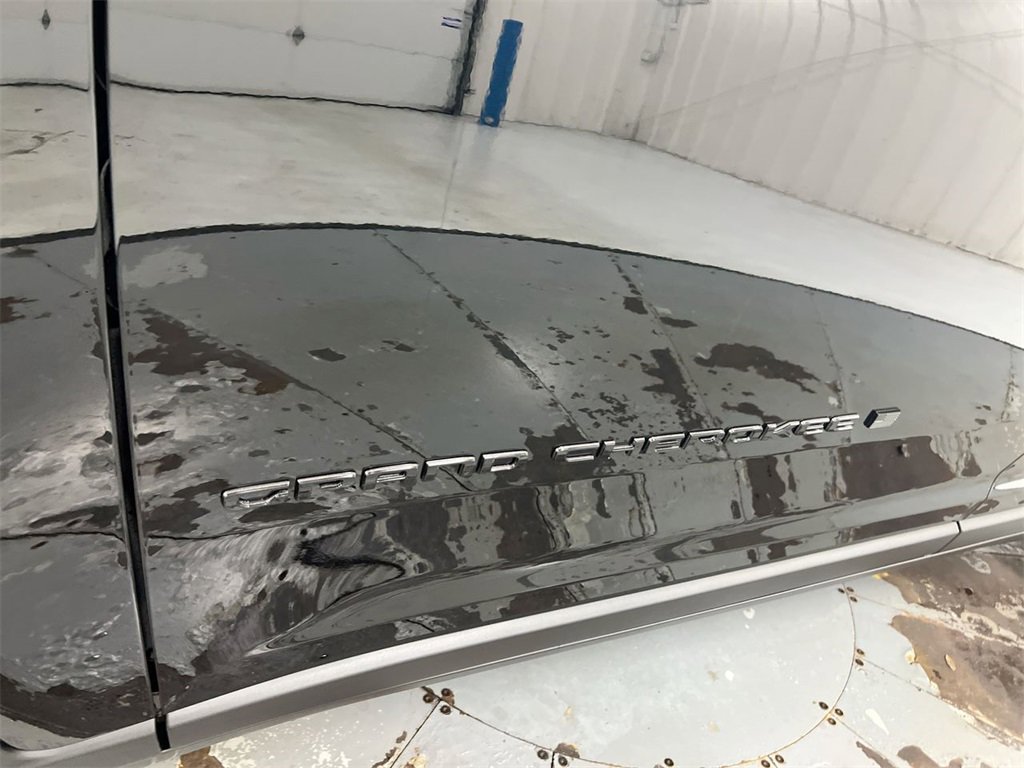 New 2025 Jeep Grand Cherokee Altitude image 27